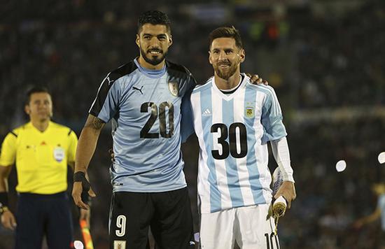 于禁区前沿 于禁区前沿